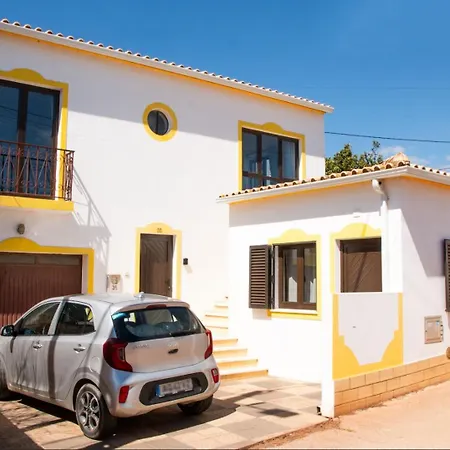 Holiday home Casa Bellarosa Raposeira (Faro)