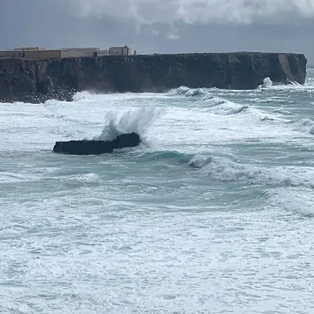 Feriehus Casa Bellarosa Raposeira (Faro)