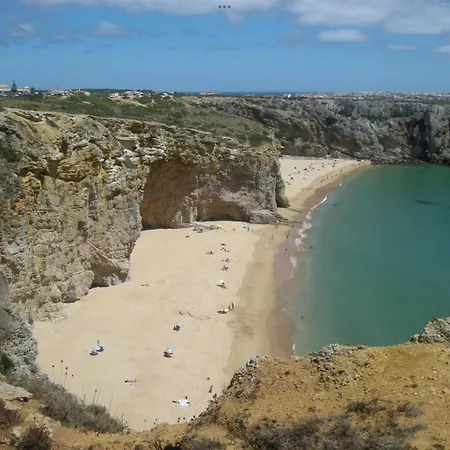 Feriehus Casa Bellarosa Raposeira (Faro)